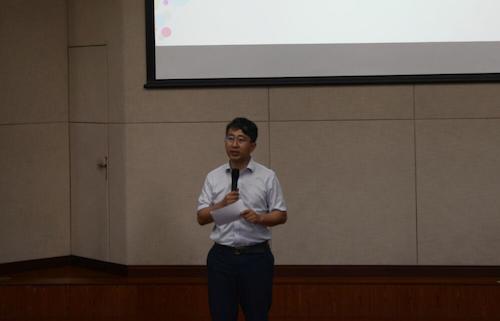 专家朱明明为大赛作点评